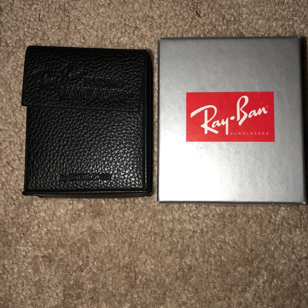 Ray Ban Folding Wayfarers all black